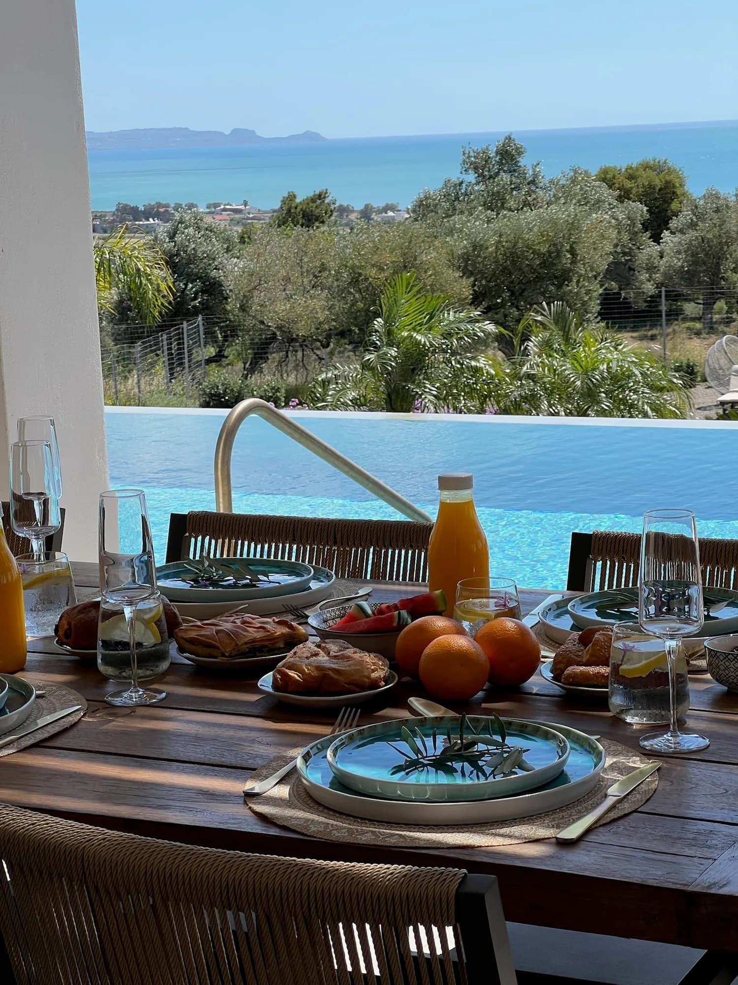 Breakfast outside